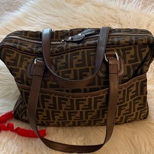 Fendi Black and Brown Logo Handbag🔥